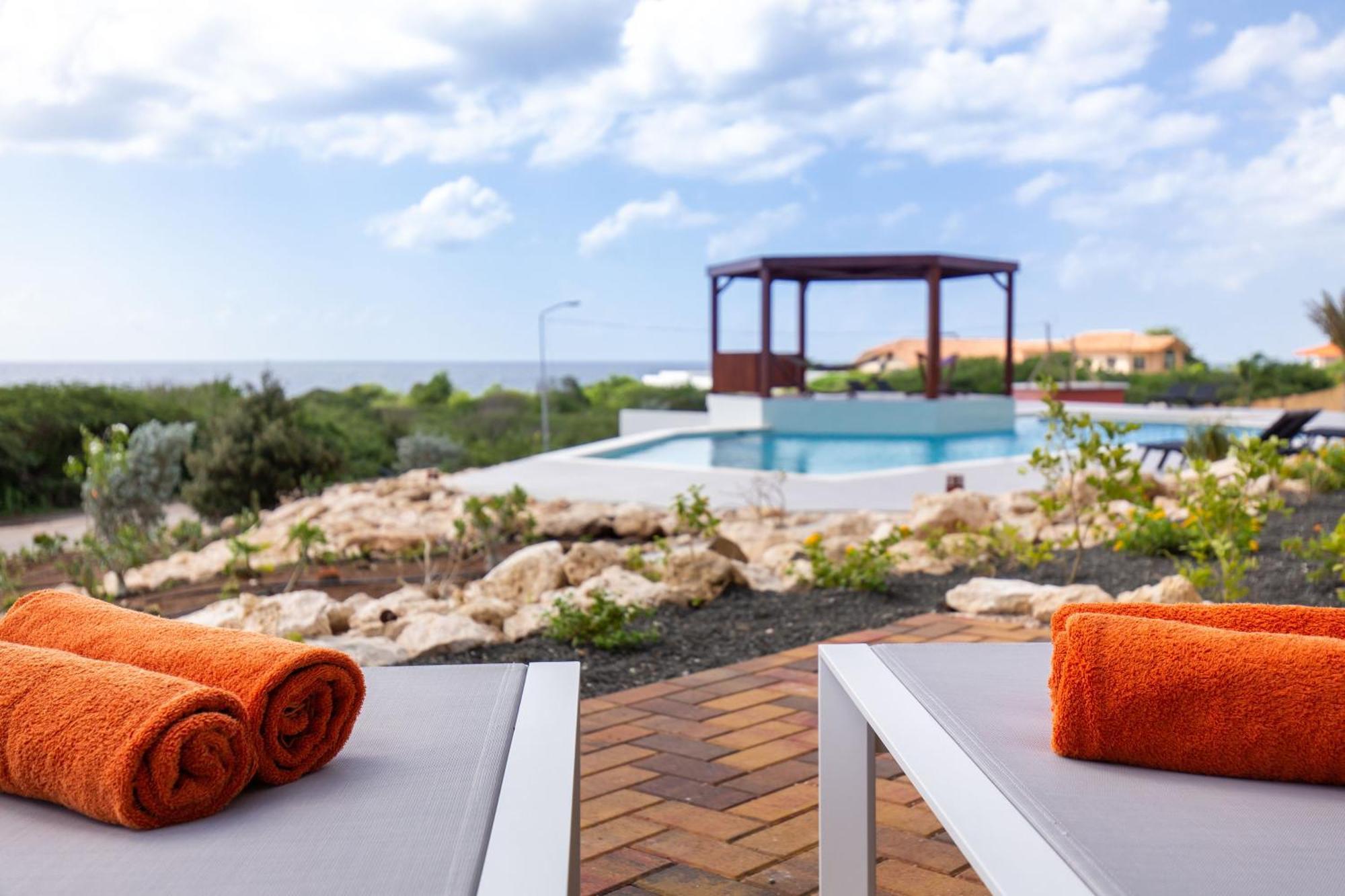Coral Estate Ocean View Apartments Willemstad Exteriör bild